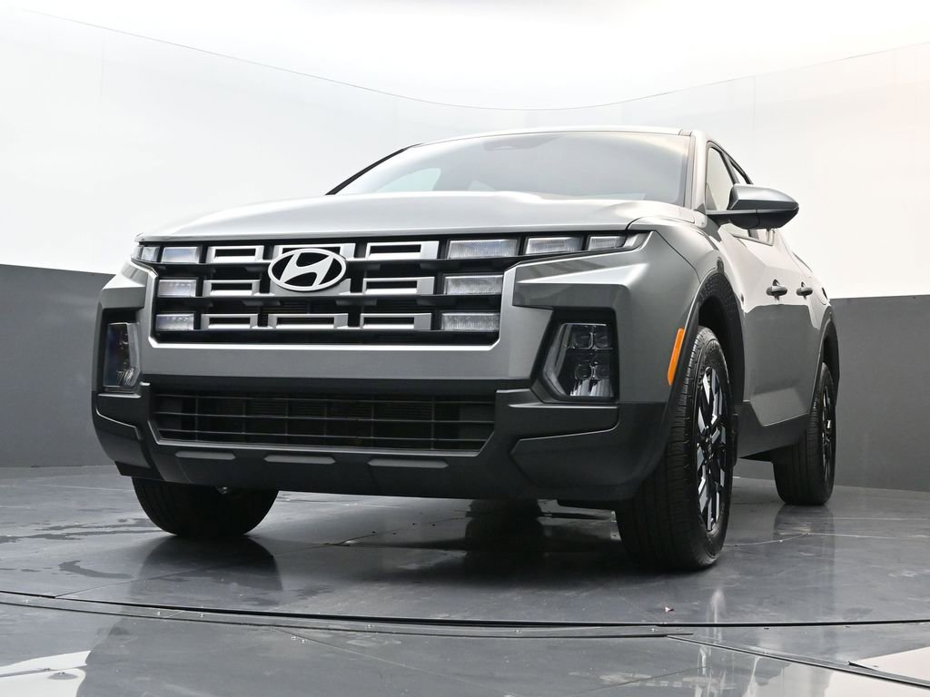 Used 2025 Hyundai Santa Cruz SE image 27