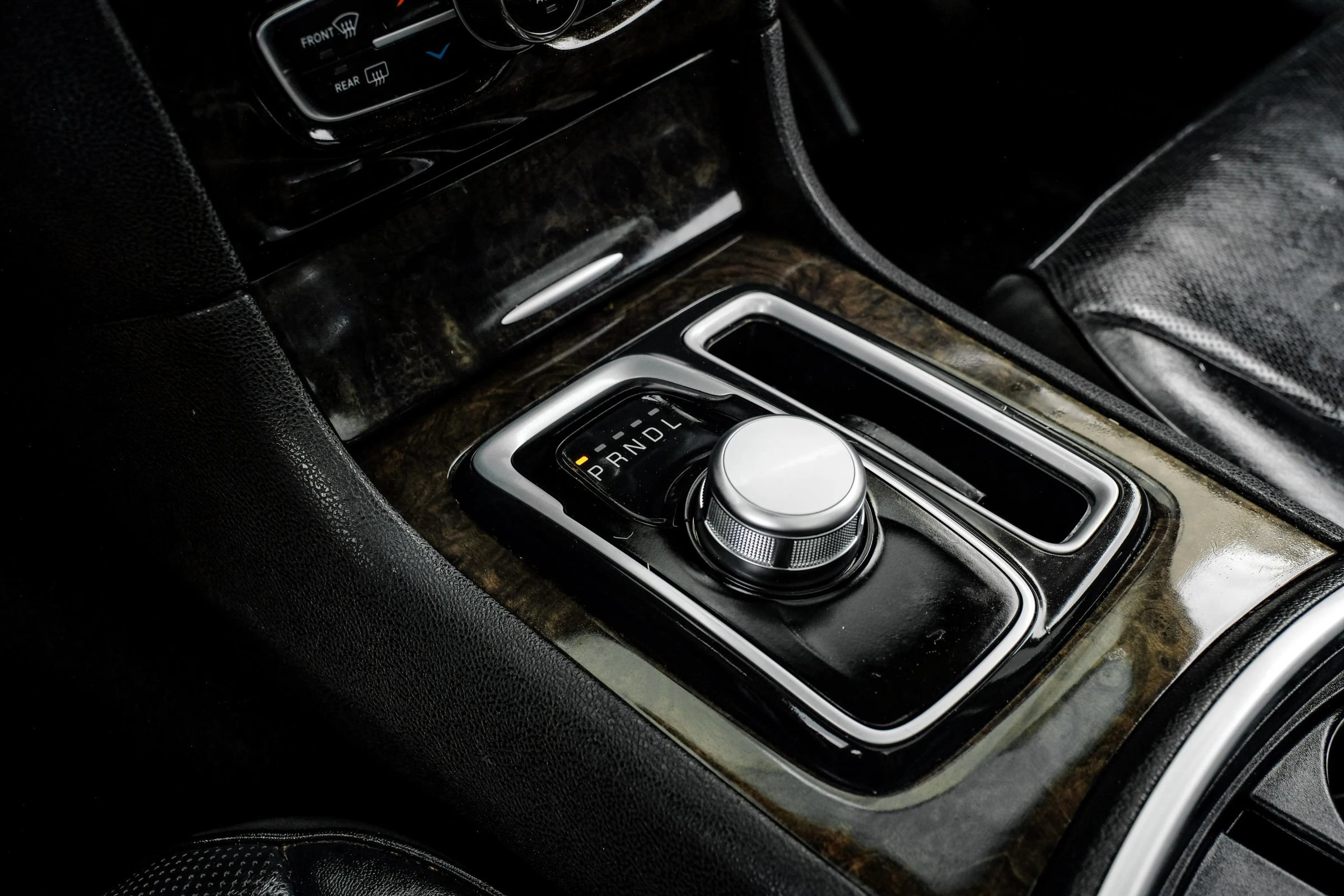Used 2020 Chrysler 300 Limited RWD image 31