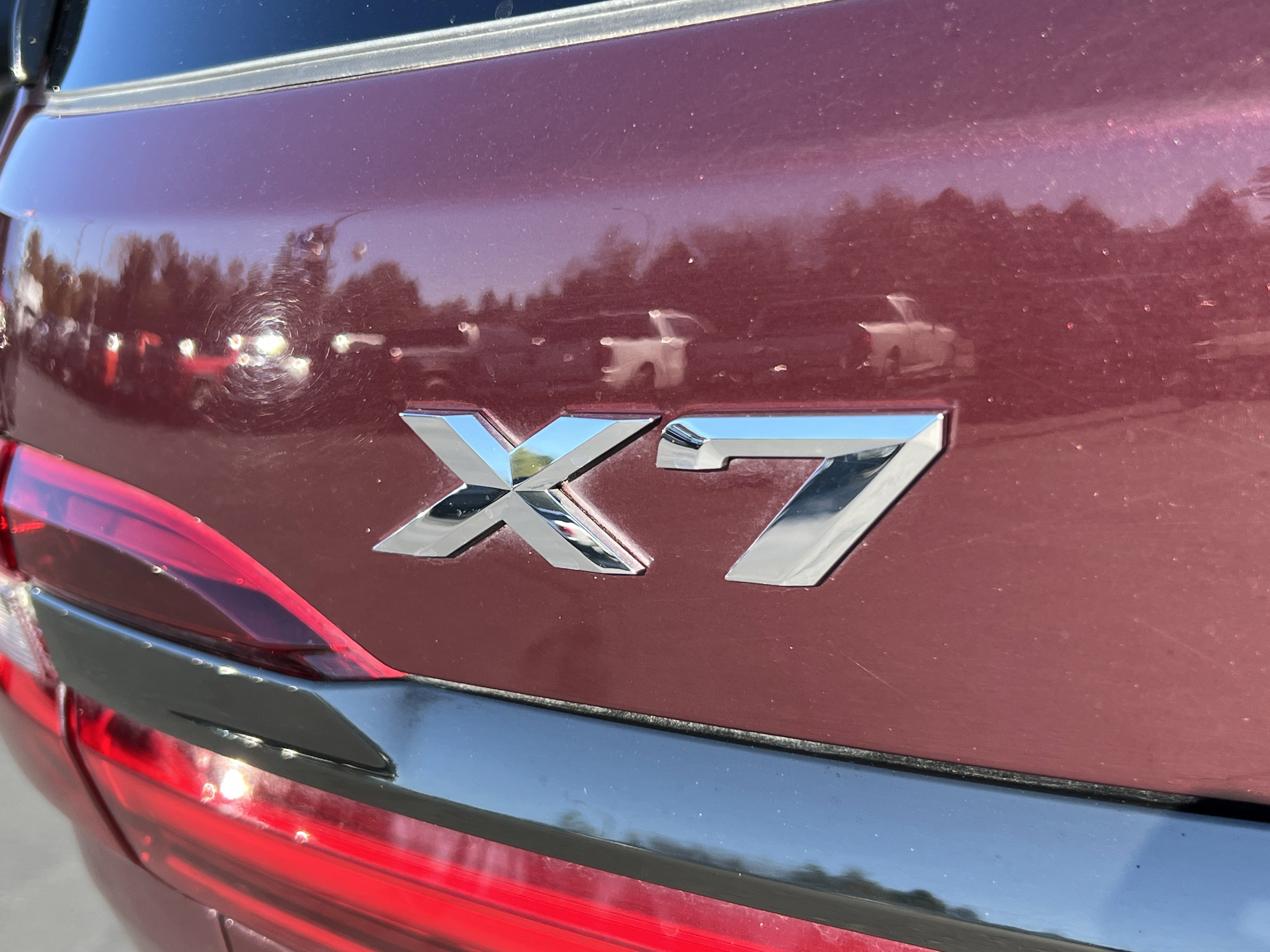 Used 2021 BMW X7 xDrive40i w/ M Sport Package image 9