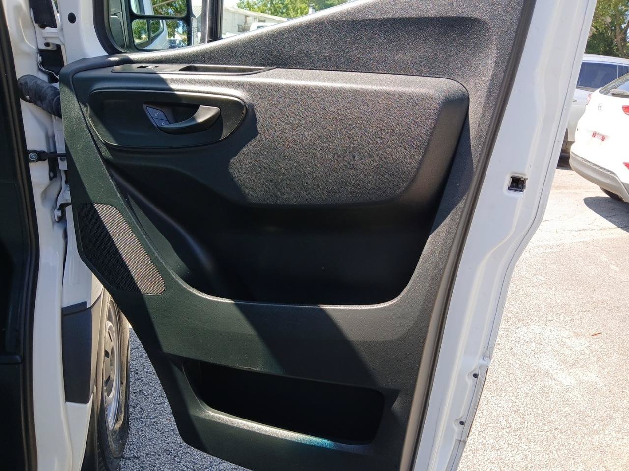Used 2024 Mercedes-Benz Sprinter 2500 image 15
