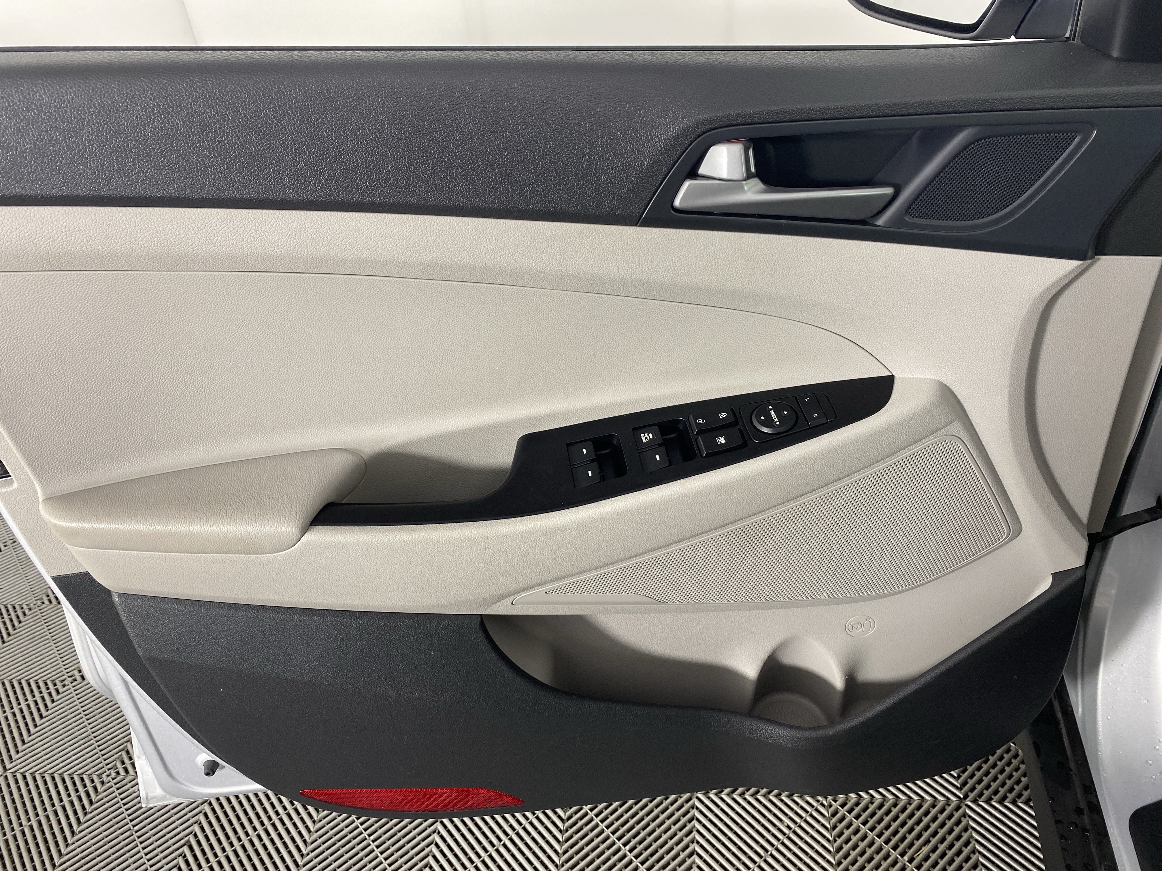 Used 2018 Hyundai Tucson SE AWD/4WD image 13