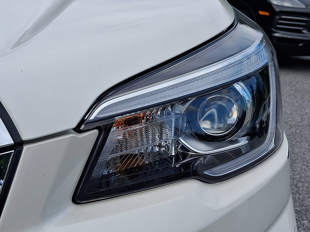 Used 2020 Subaru Forester Limited AWD/4WD image 9