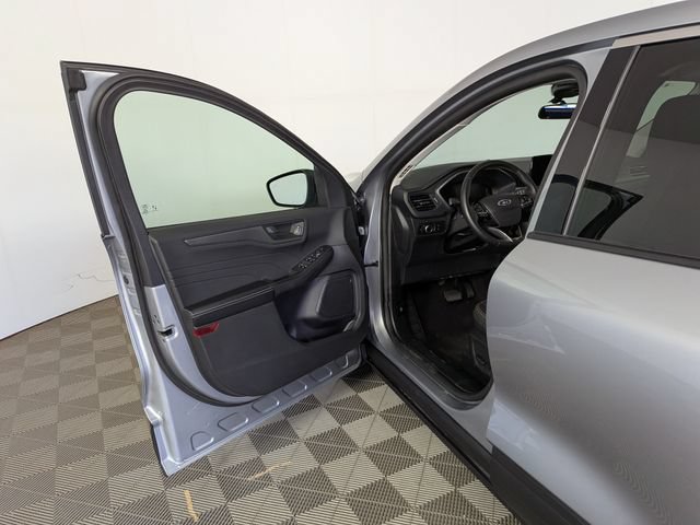 Used 2023 Ford Escape Active AWD/4WD image 11