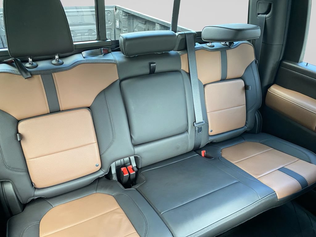 Used 2022 Chevrolet Silverado 3500 High Country AWD/4WD image 14