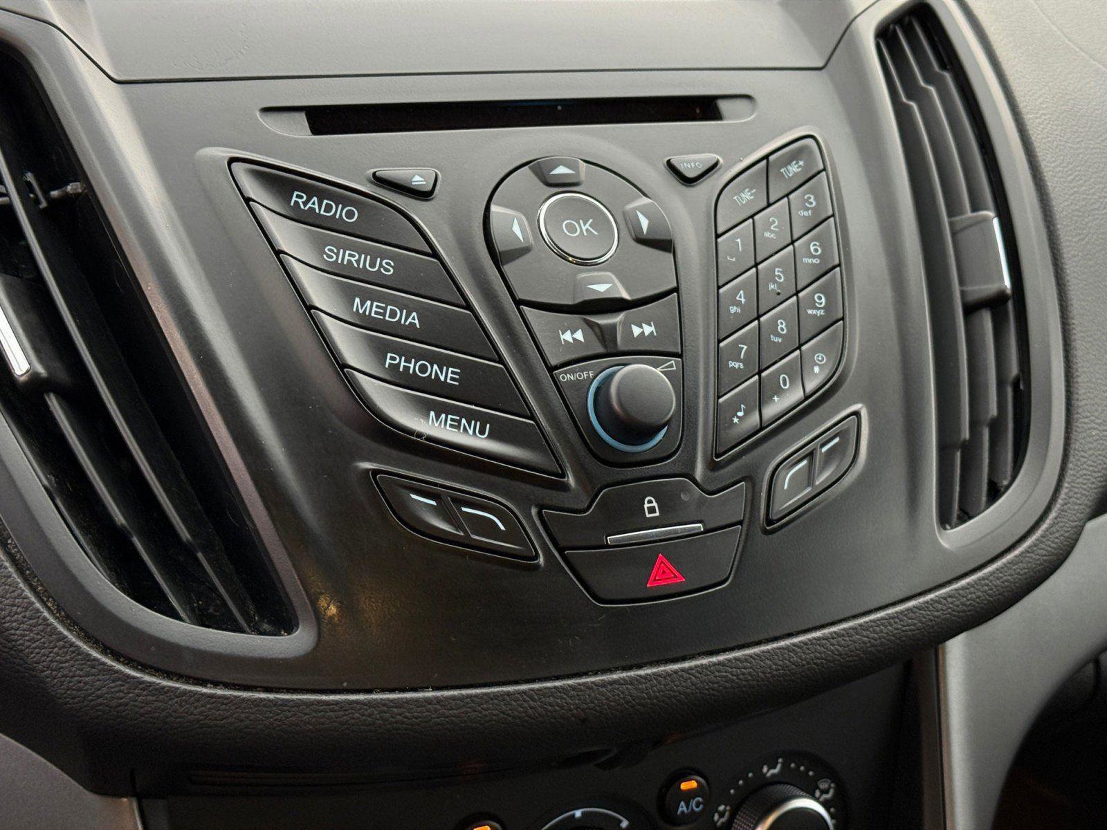 Used 2013 Ford Escape SE image 23