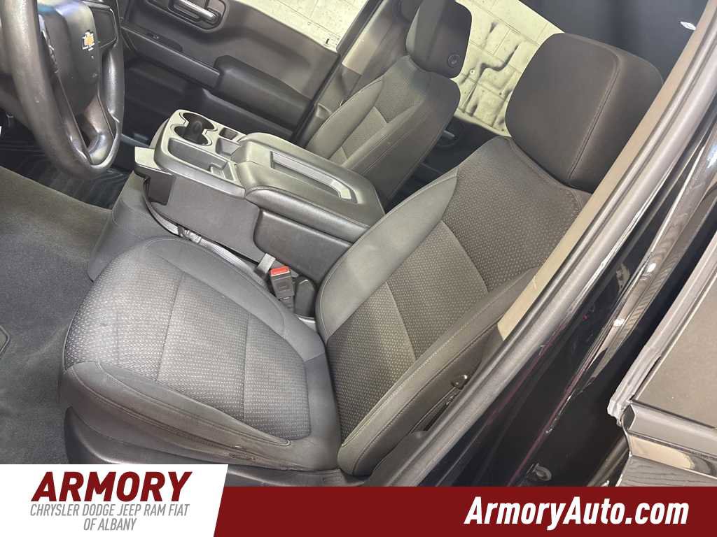 Used 2020 Chevrolet Silverado 1500 Custom w/ Custom Value Package image 12