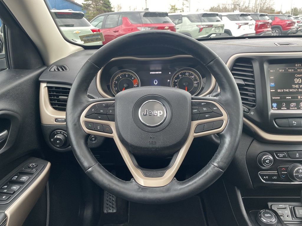 Used 2018 Jeep Cherokee Limited image 13