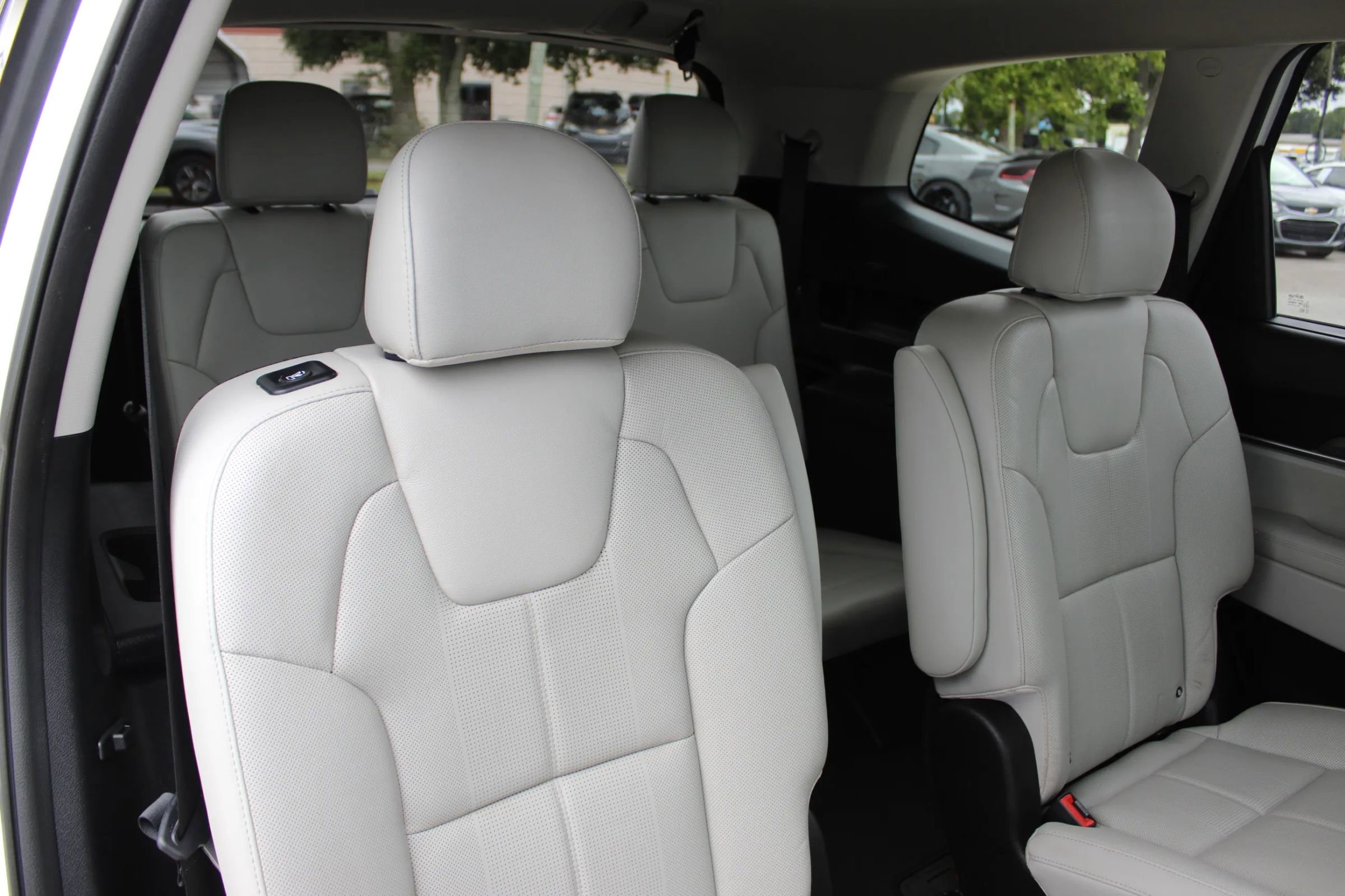 Used 2021 Kia Telluride EX w/ EX Premium Package image 27