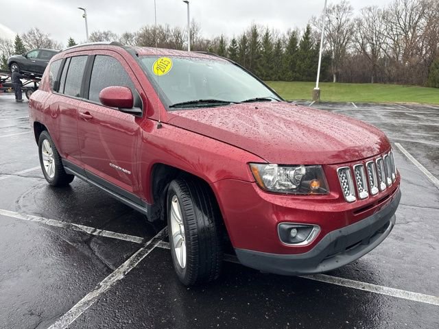 Used 2015 Jeep Compass Sport image 2