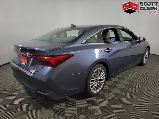 Used 2021 Toyota Avalon Limited w/ Advanced Safety Package FWD image 9