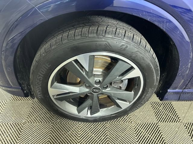 Used 2022 Audi Q4 e-tron Prestige image 10