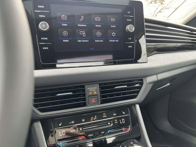 New 2026 Volkswagen Jetta SE image 18