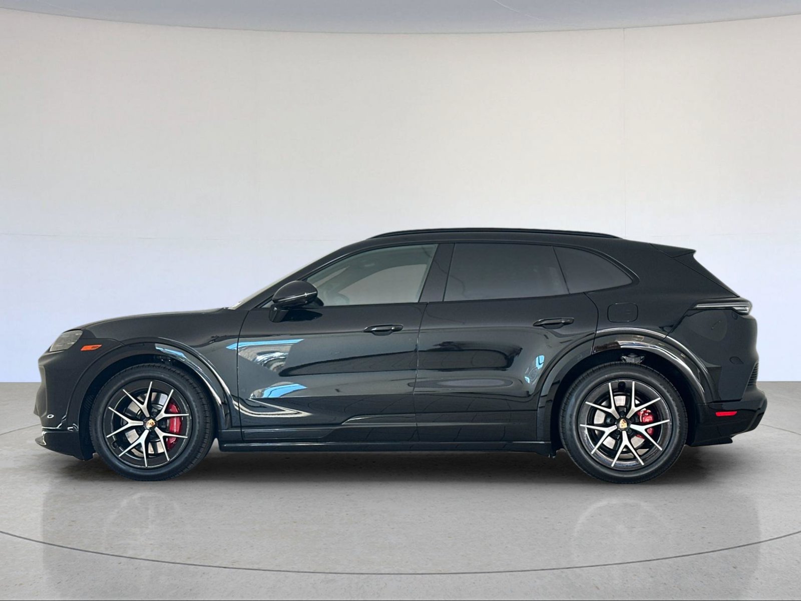 New 2026 Porsche Cayenne S AWD/4WD image 2