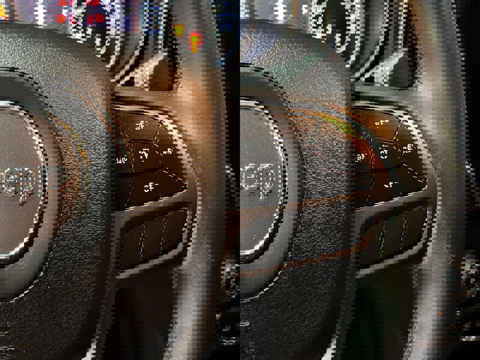 Used 2019 Jeep Cherokee Limited image 20