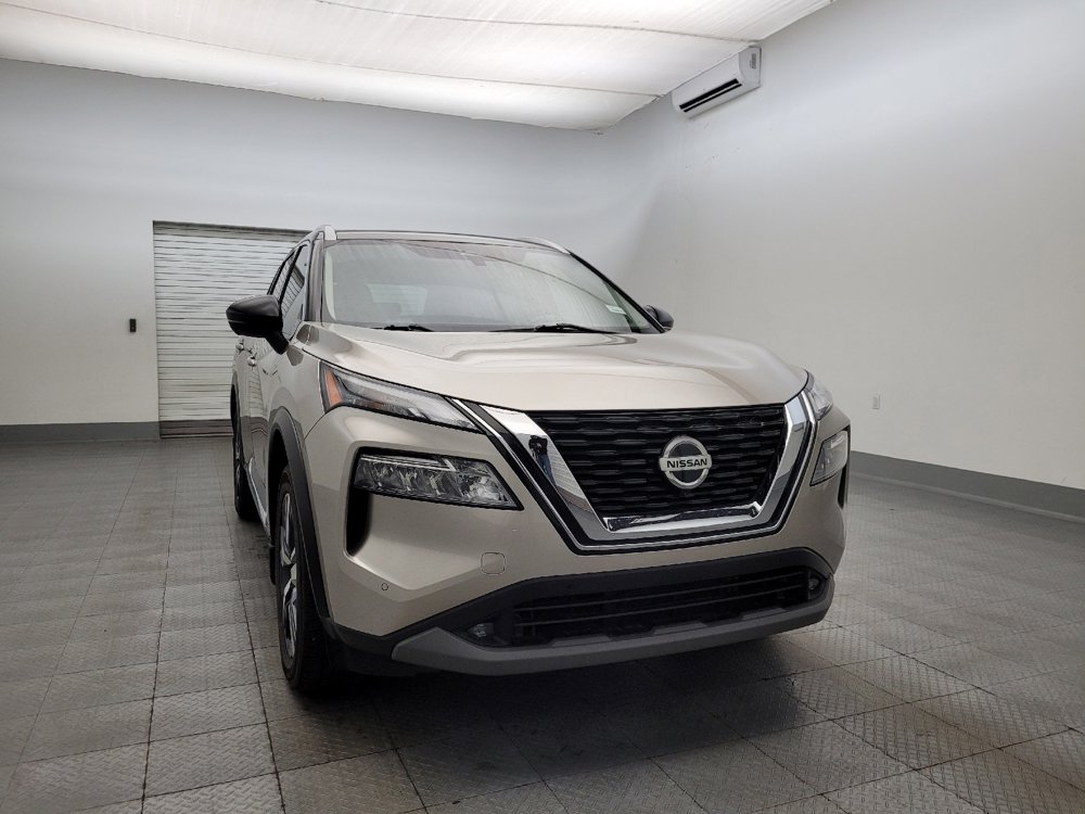 Used 2021 Nissan Rogue SL w/ Premium Package image 14