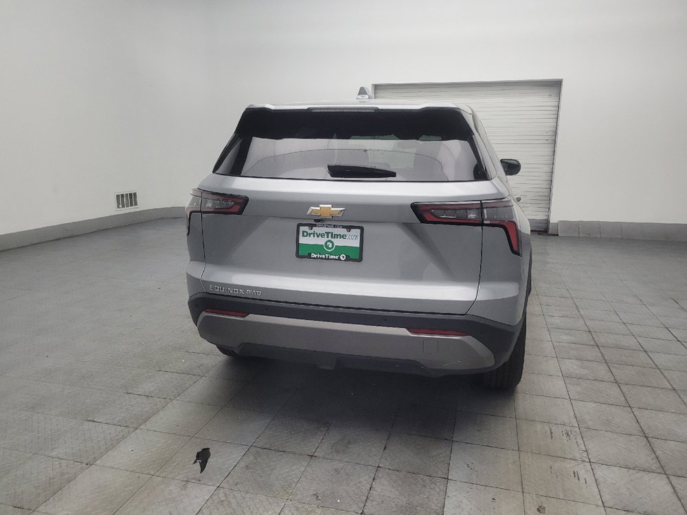 Used 2025 Chevrolet Equinox LT AWD/4WD image 7