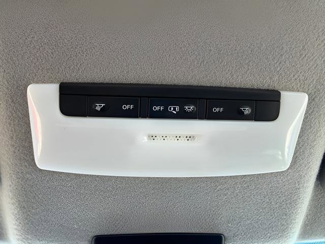Certified 2023 Nissan Kicks SV FWD image 23