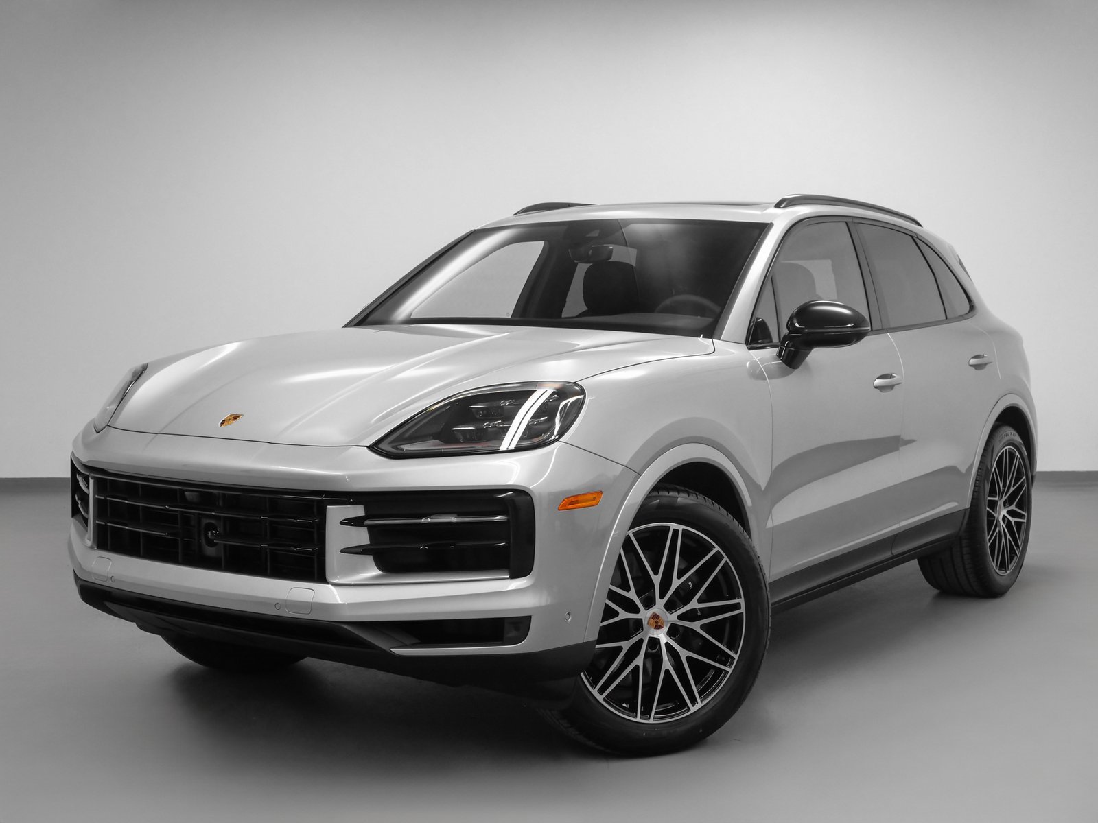 Used 2025 Porsche Cayenne video 1