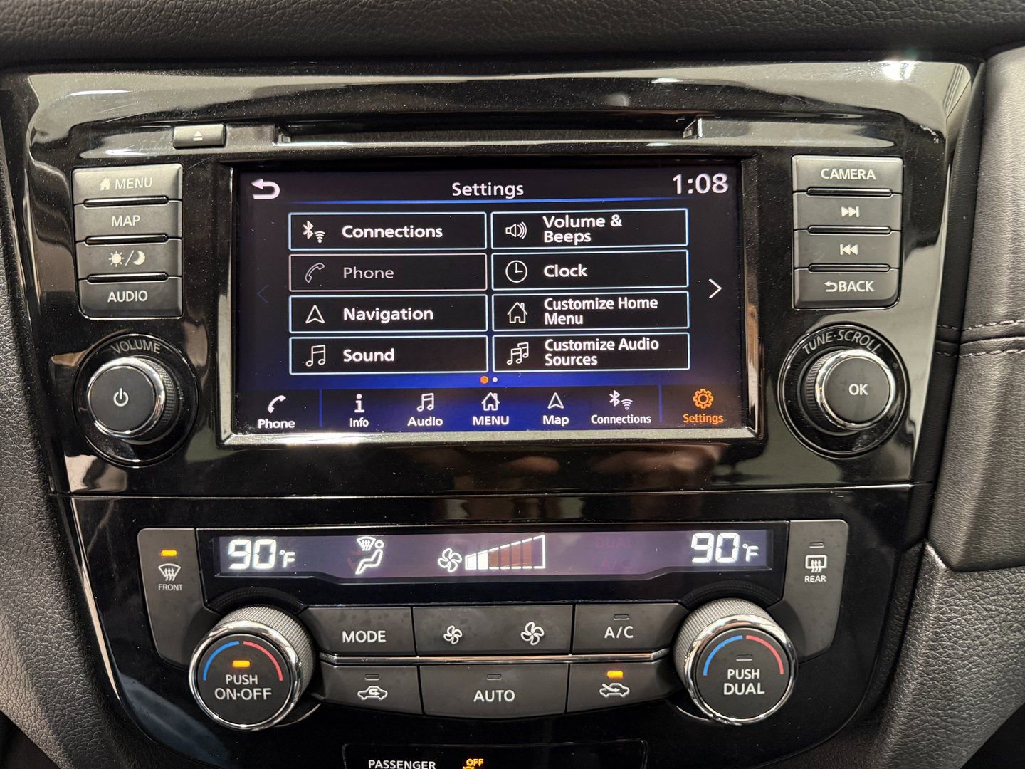 Used 2020 Nissan Rogue SL image 17