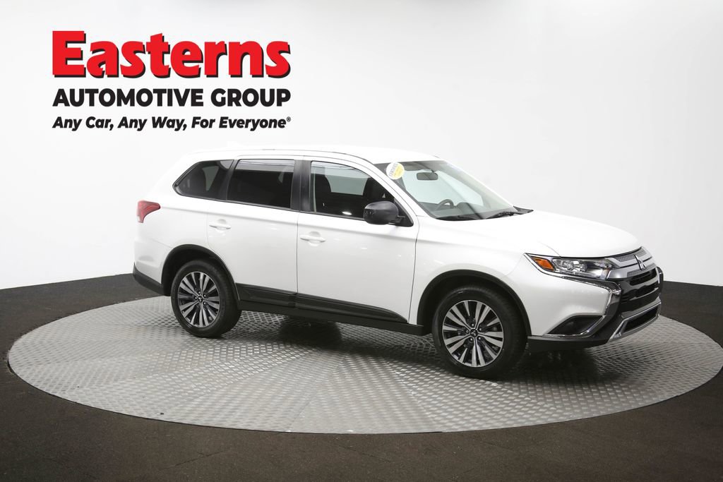 Used 2020 Mitsubishi Outlander ES image 47