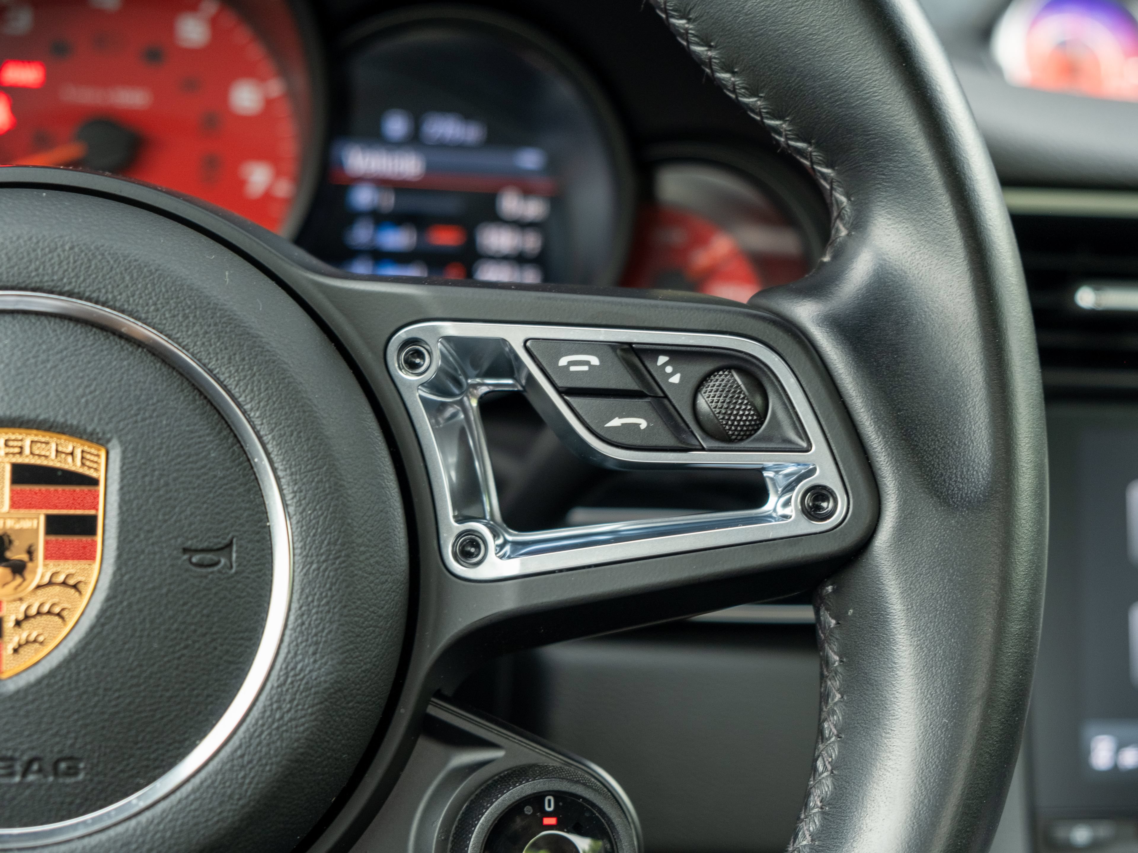 Certified 2019 Porsche 911 Carrera T RWD image 25