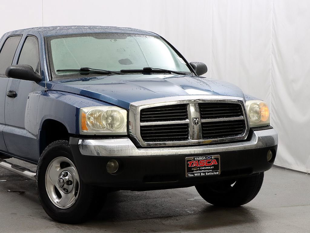 Used 2005 Dodge Dakota ST RWD image 3