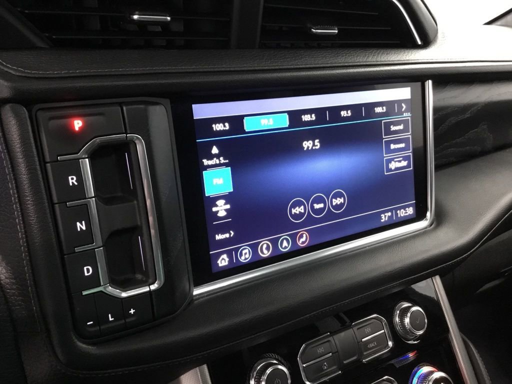 Used 2021 GMC Yukon Denali w/ Denali Premium Package image 16