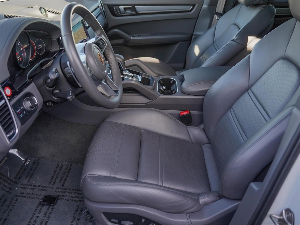 Certified 2023 Porsche Cayenne S Platinum image 16