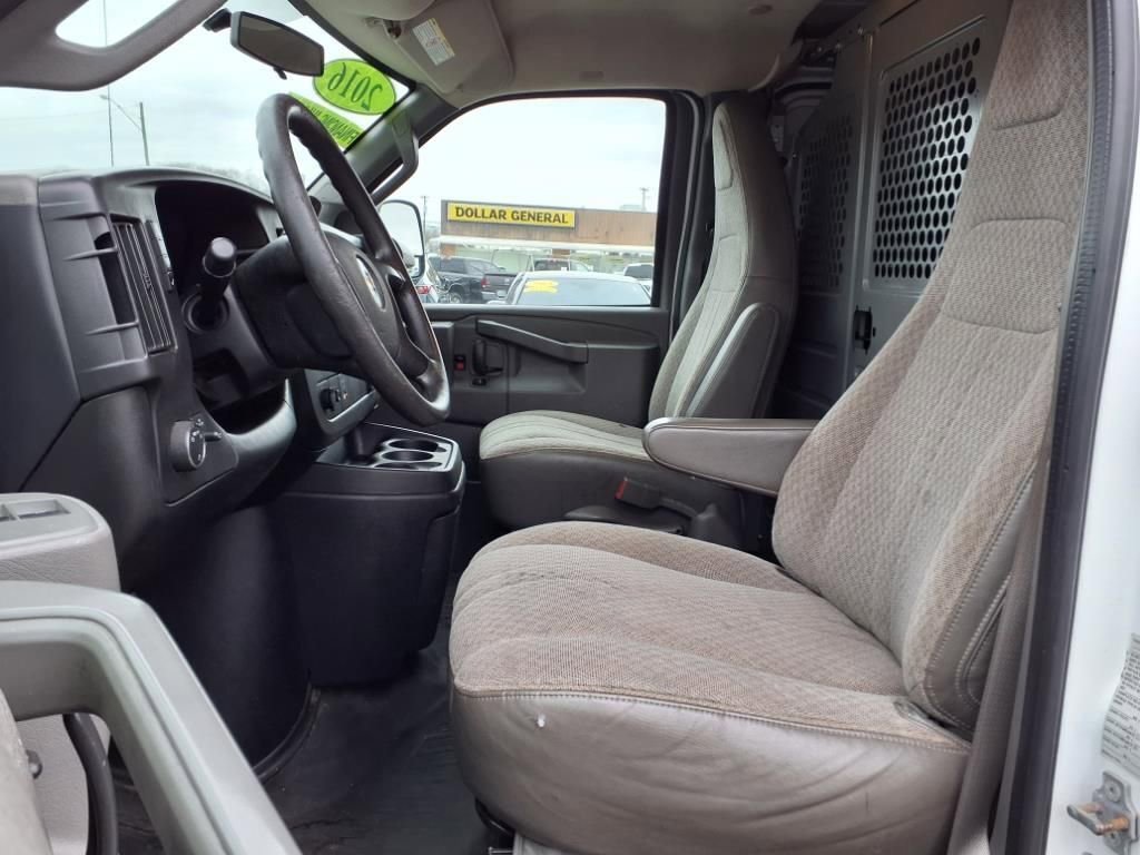 Used 2016 Chevrolet Express 2500 Extended RWD image 16