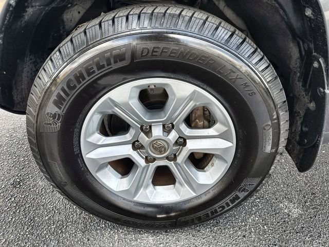 Used 2017 Toyota 4Runner SR5 image 18