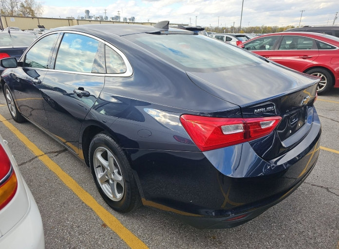 Used 2016 Chevrolet Malibu LS image 2