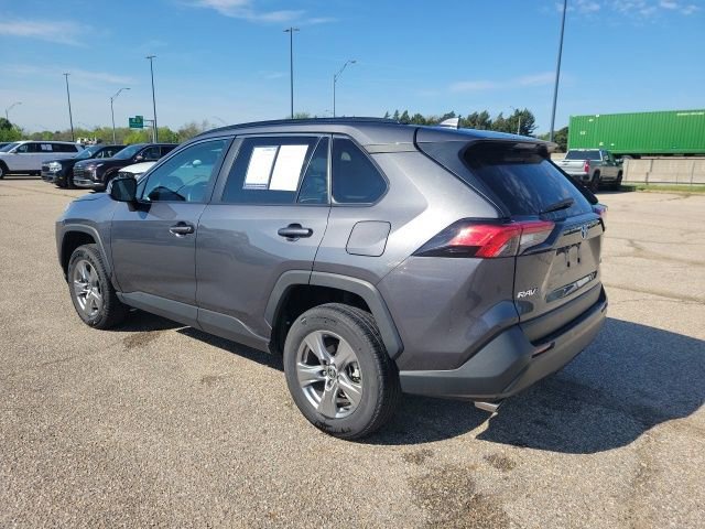 Used 2024 Toyota RAV4 XLE FWD image 23