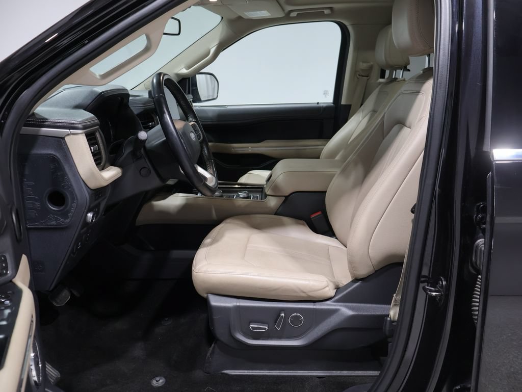 Used 2022 Ford Expedition Limited AWD/4WD image 12