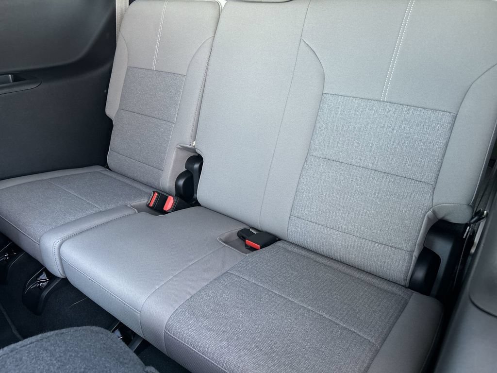 New 2026 GMC Acadia Elevation FWD image 35