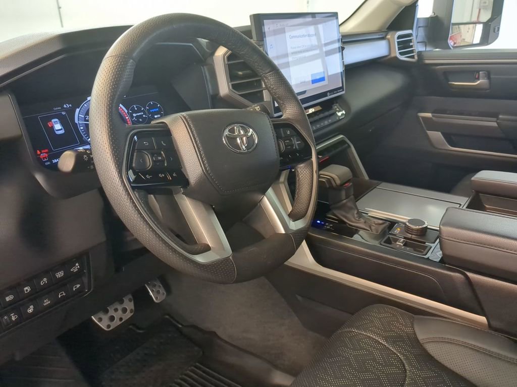 Used 2023 Toyota Sequoia SR5 w/ SR5 Premium Package AWD/4WD image 16