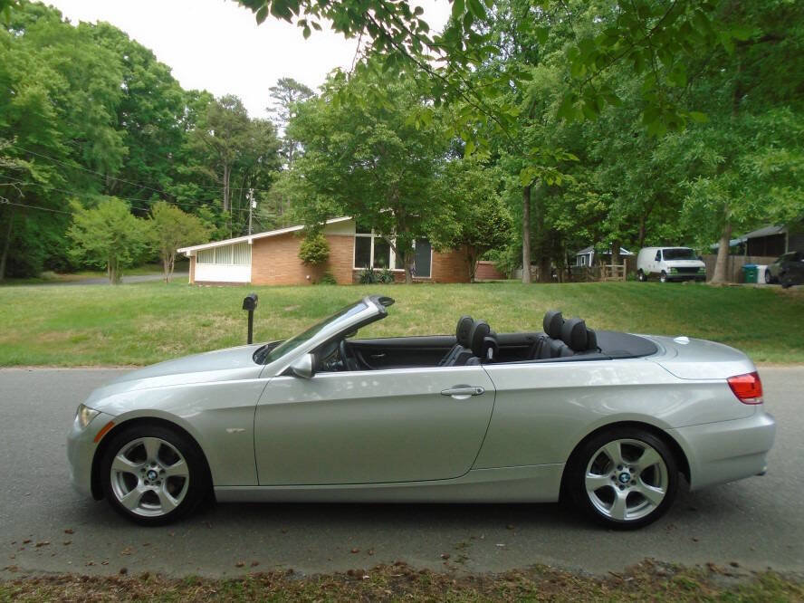 Used 2009 BMW 328i Convertible RWD image 8