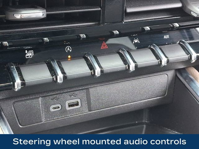 Used 2026 GMC Canyon Denali image 17