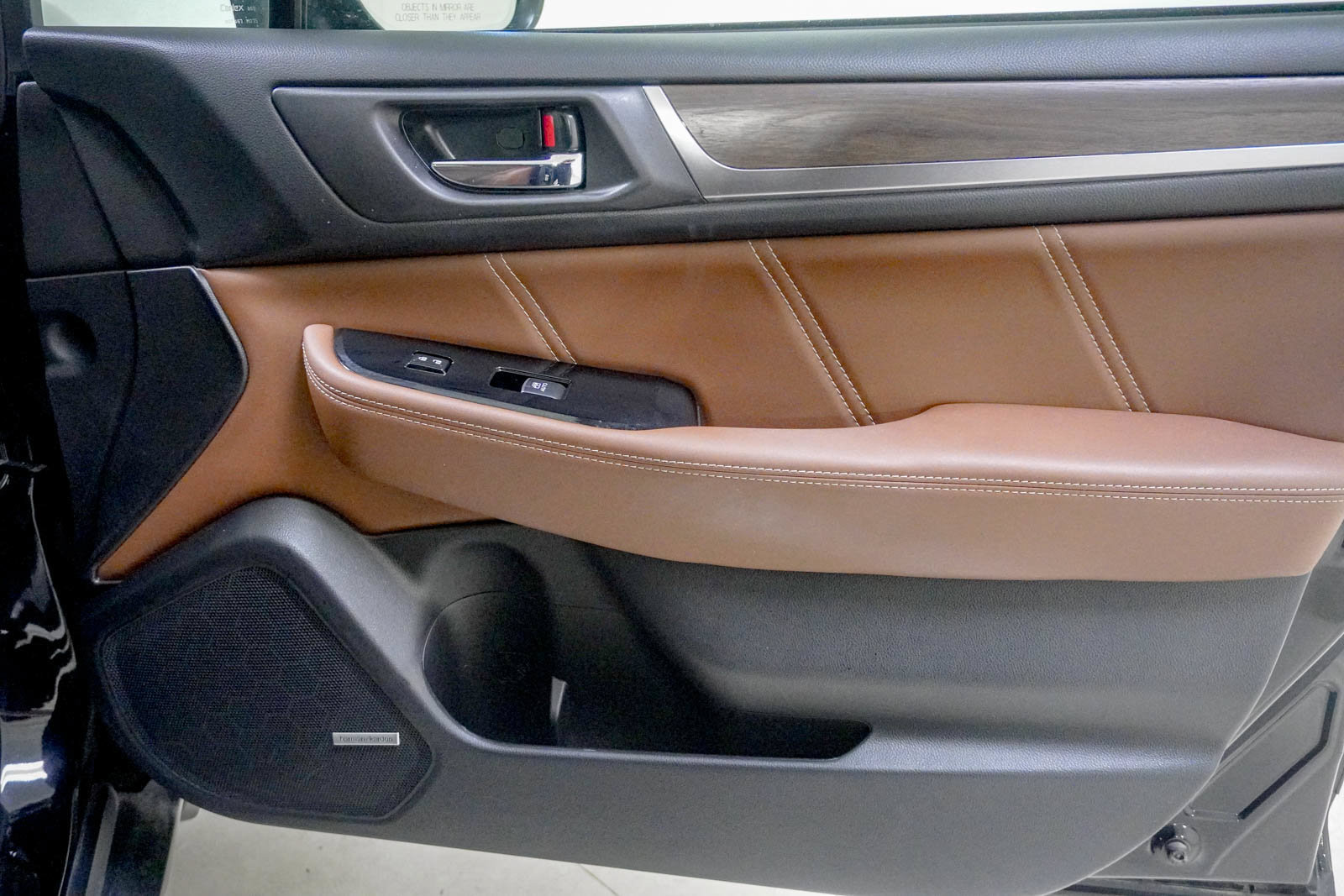 Used 2019 Subaru Outback 3.6R Touring w/ Popular Package #3A AWD/4WD image 33