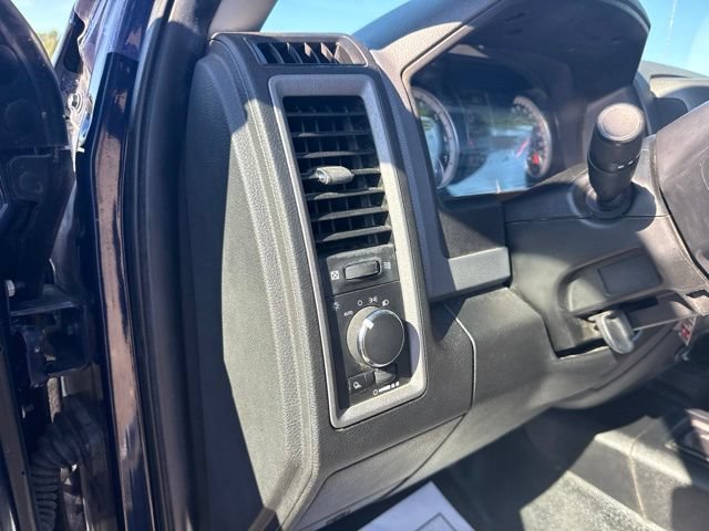 Used 2018 RAM 2500 Tradesman w/ Chrome Appearance Group AWD/4WD image 15
