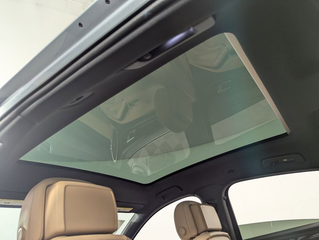 Used 2022 Porsche Cayenne Coupe image 13