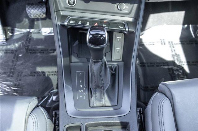 Used 2023 Audi Q3 2.0T Premium Plus w/ Premium Plus Package AWD/4WD image 19