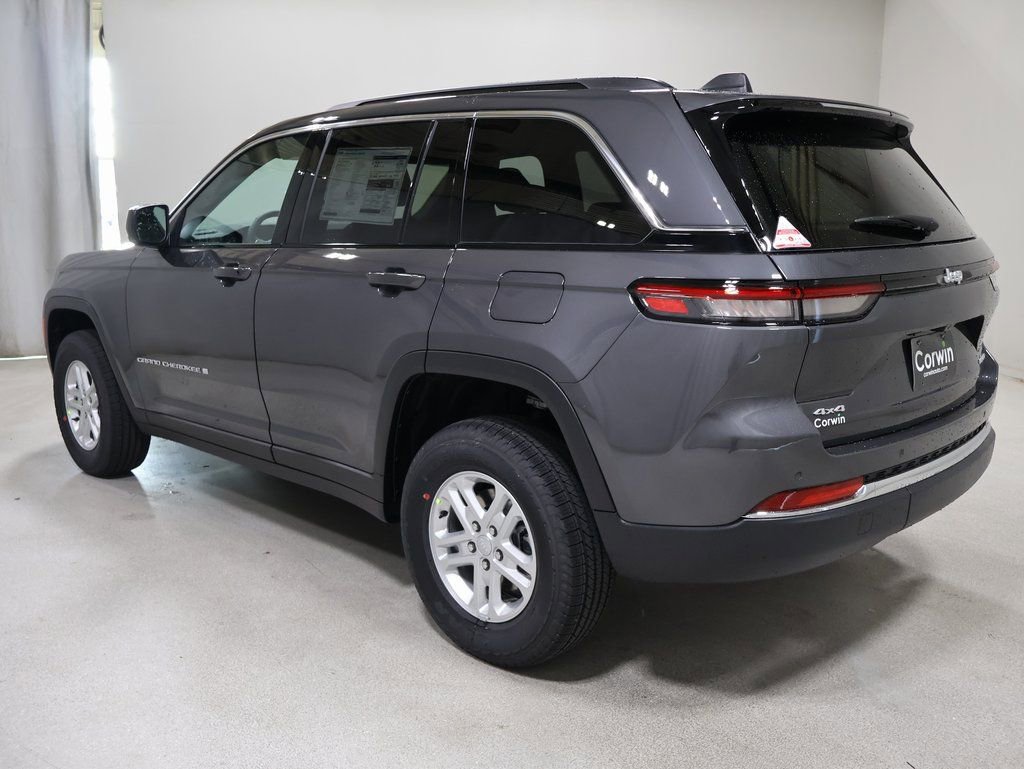 New 2025 Jeep Grand Cherokee Laredo w/ Luxury Tech Group I image 4