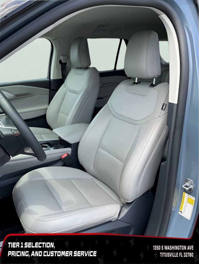 Used 2025 Ford Explorer Active w/ Active Comfort Package RWD image 26