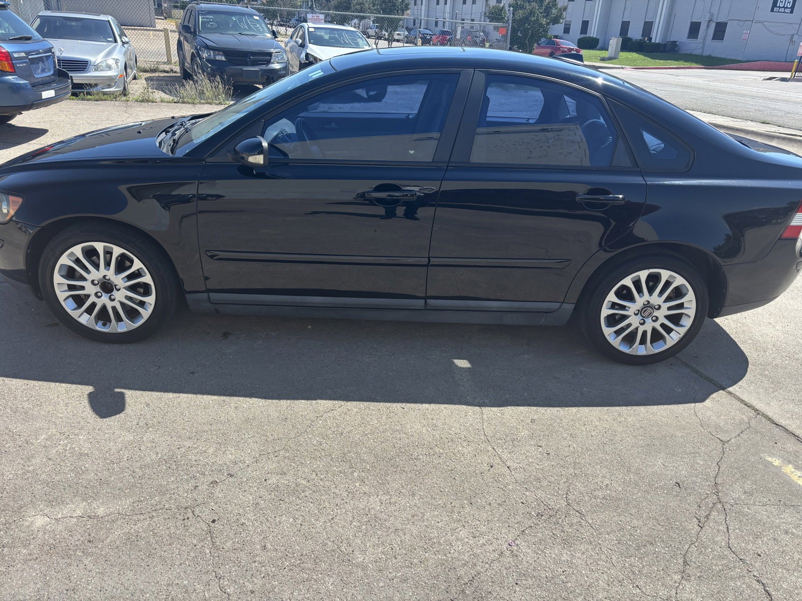 Used 2006 Volvo S40 2.4i FWD image 2