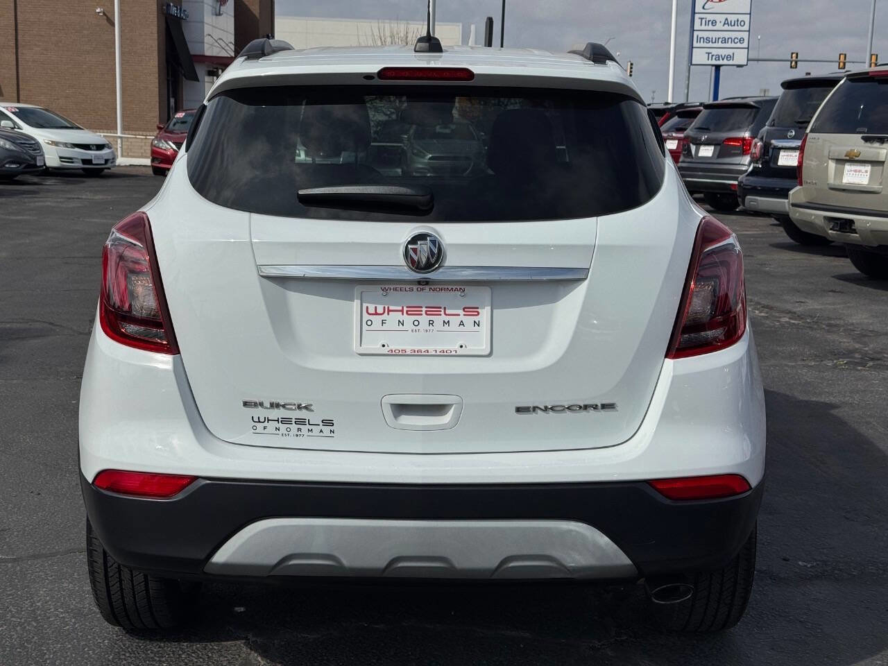 Used 2018 Buick Encore Preferred image 6