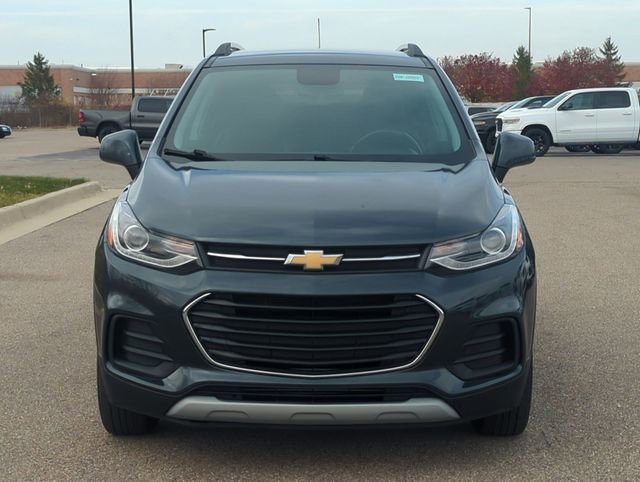 Used 2021 Chevrolet Trax LT w/ LT Convenience Package image 8