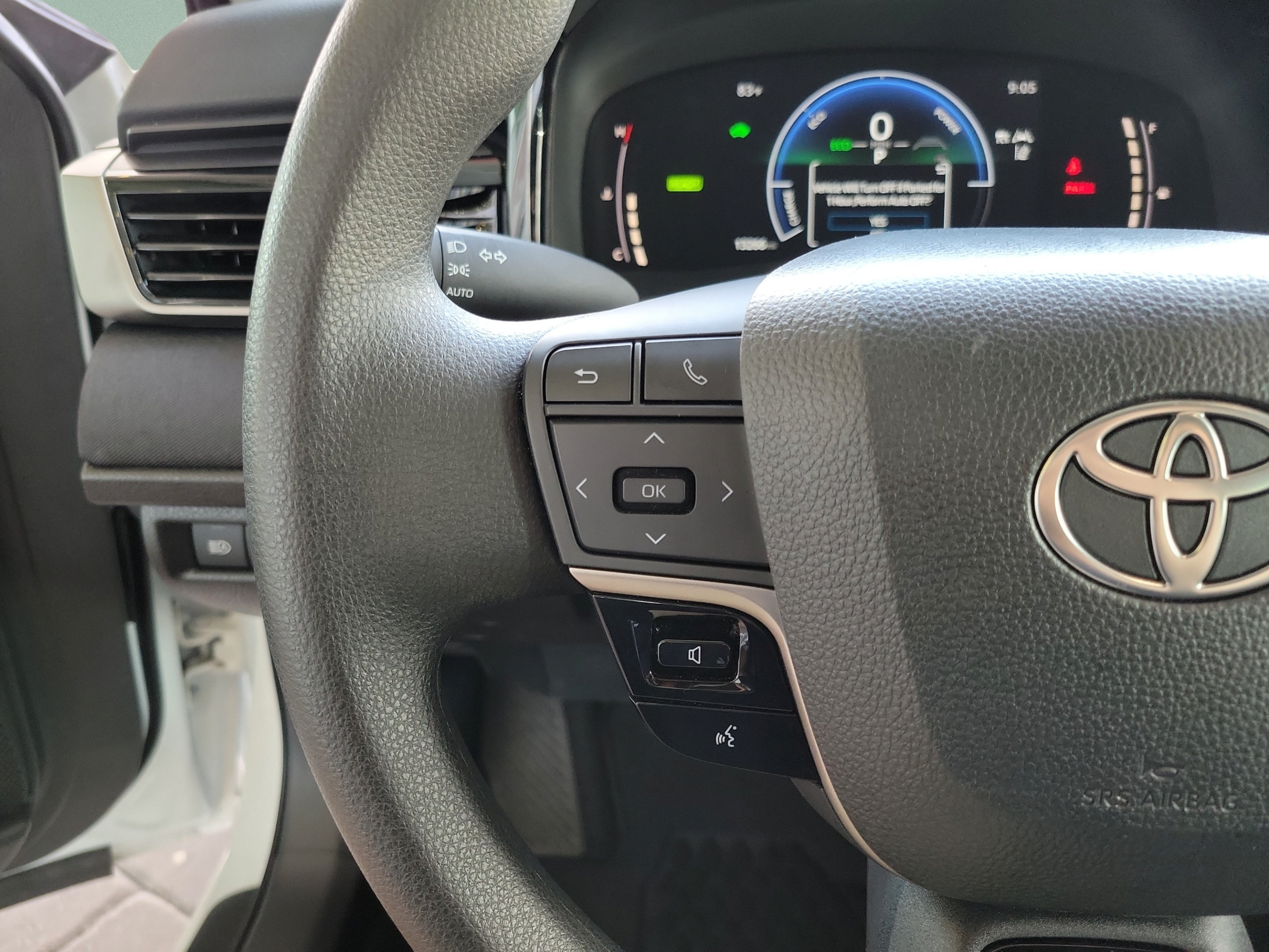 Used 2026 Toyota Camry LE FWD image 13