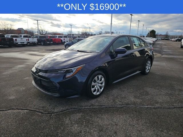 Used 2024 Toyota Corolla LE image 8