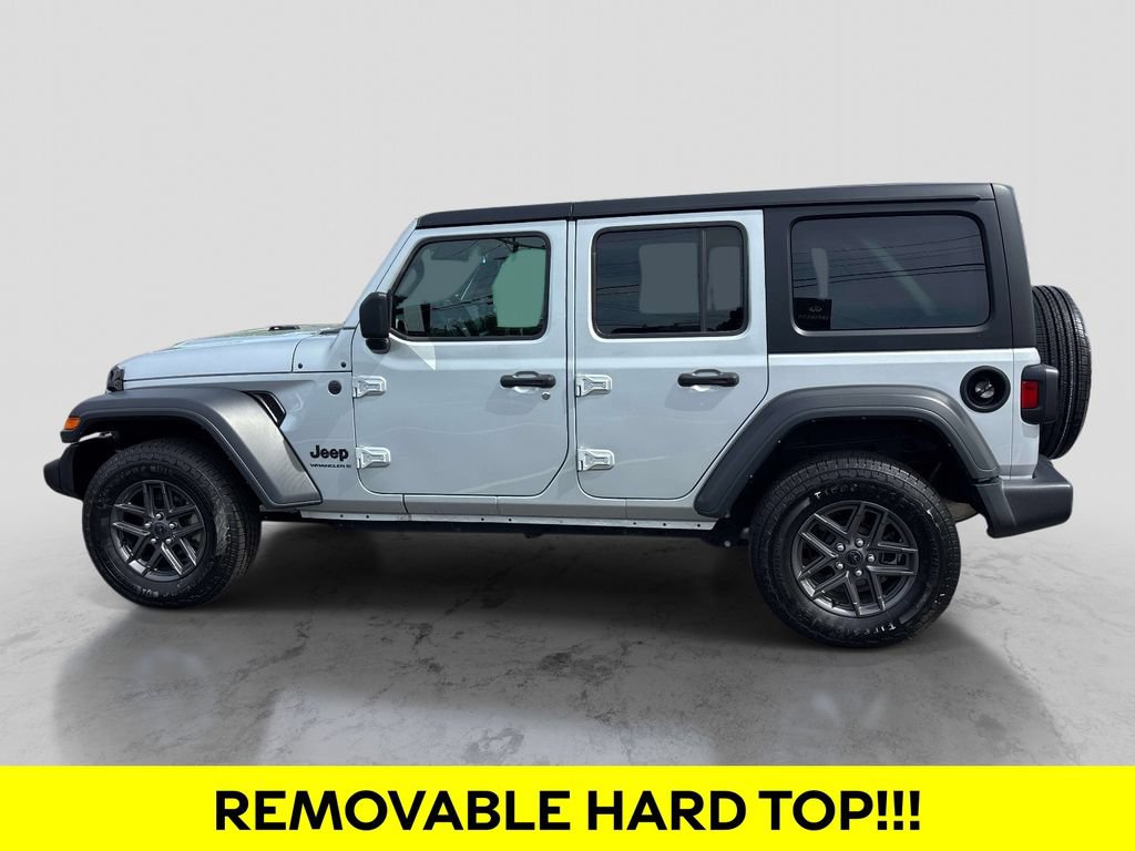 Used 2024 Jeep Wrangler Unlimited Sport AWD/4WD image 2