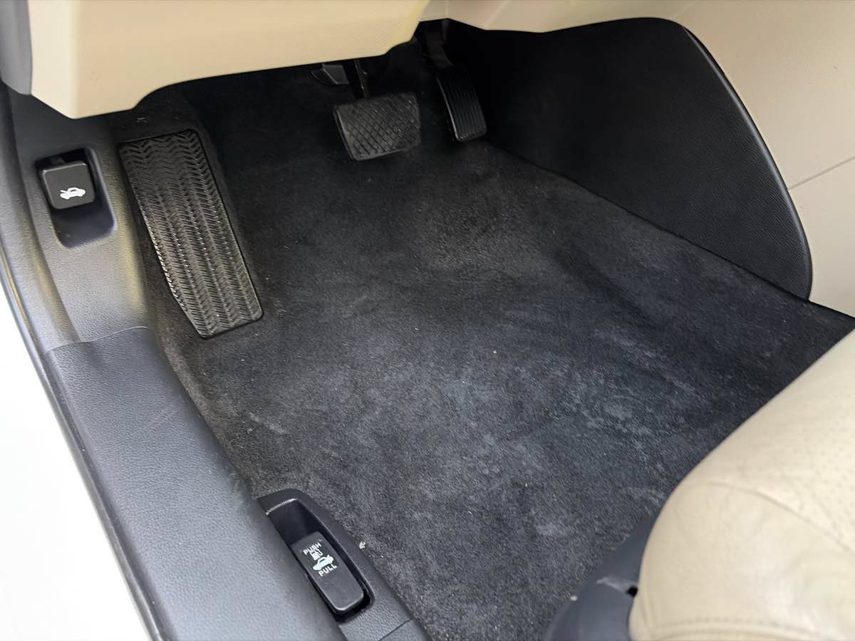 Used 2013 Honda Accord EX-L image 10